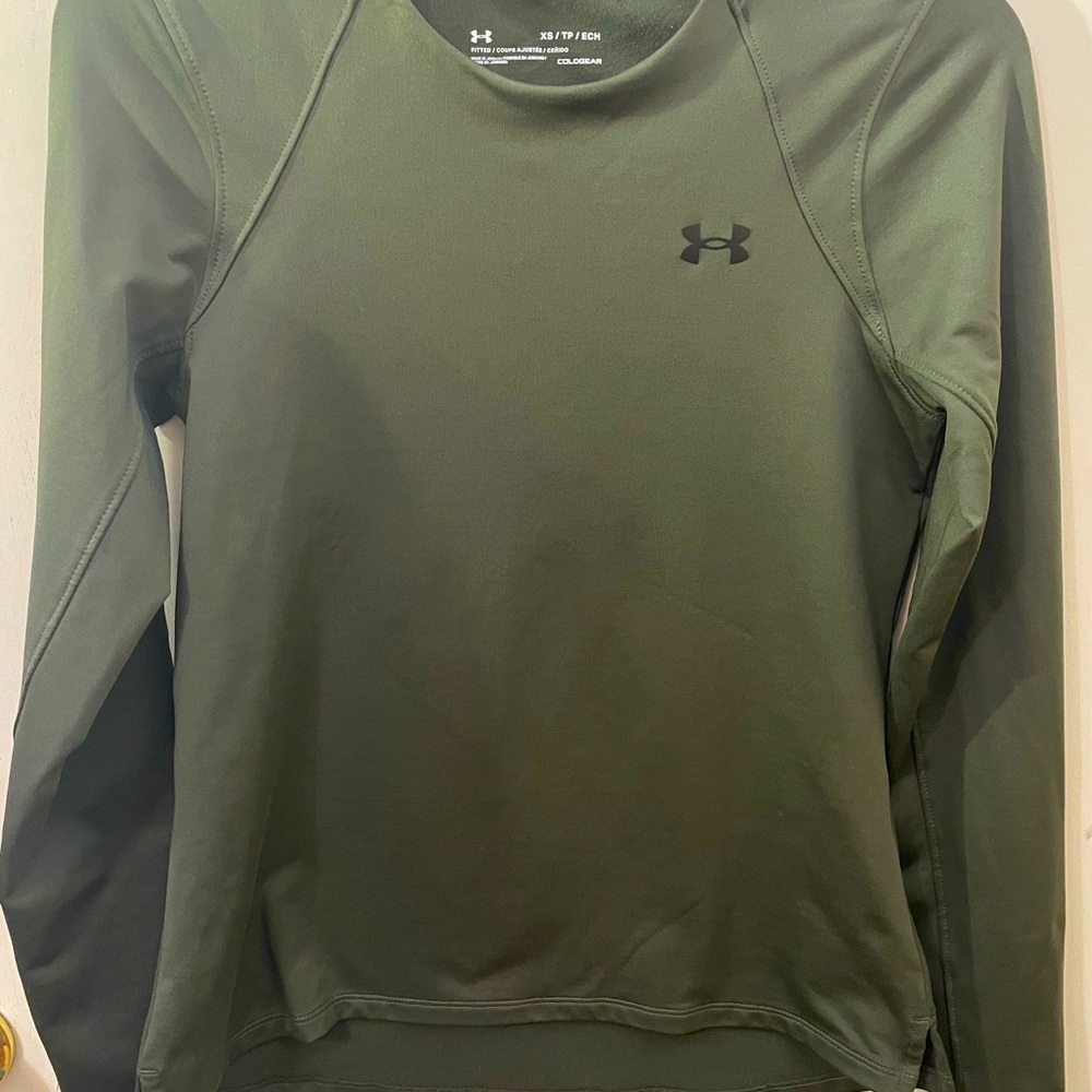 Small Cold Gear UnderArmour shirt